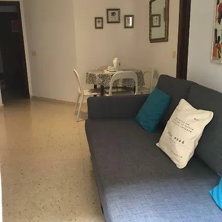 Sonya Anis Casco Antiguo